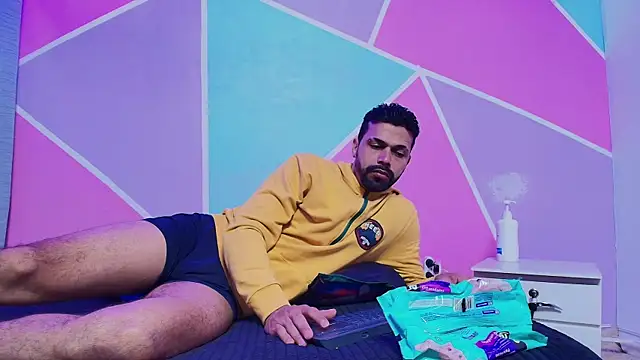 max ashley mds online show from April 16, 1:45 pm