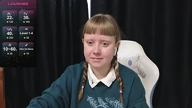 June shy0 online show from March 26, 7:58 am