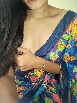 Snapshot of Meenakshi_ chatting on October 29, 3:31 am Meenakshi  online show from October 29, 3:31 am