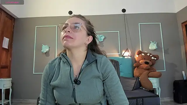  isaabellaa online show from March 9, 12:42 pm