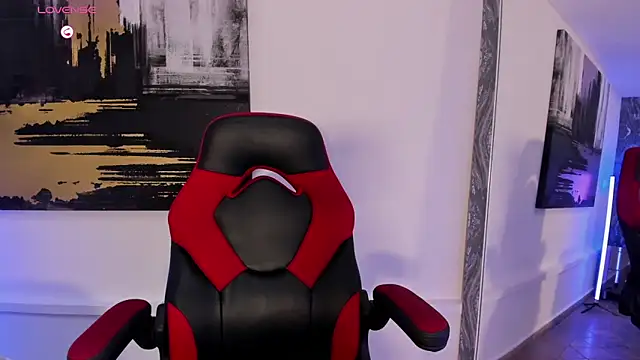 AriRobert  online show from October 28, 4:27 am