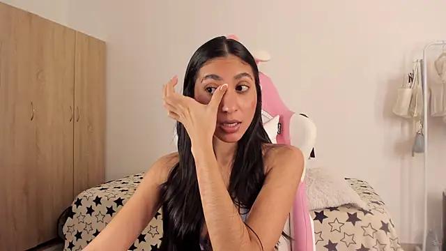 Snapshot of Sweetnaughtygirl_ chatting on March 9, 6:06 am Sweetnaughtygirl  online show from March 9, 6:06 am