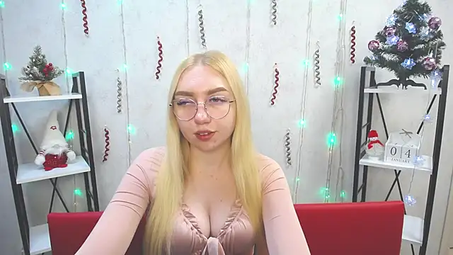 BeatriceFly online show from January 4, 3:39 pm