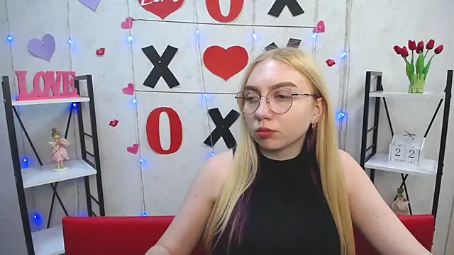 BeatriceFly online show from February 22, 4:09 pm