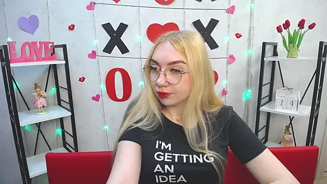 BeatriceFly online show from March 15, 9:52 am