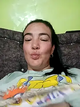 skayhot  online show from February 25, 9:35 pm