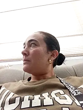 skayhot  online show from March 5, 4:24 pm