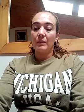 Snapshot of skayhot_ chatting on May 25, 1:17 pm skayhot online show from May 25, 1:17 pm