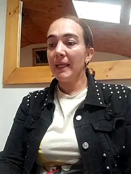 Snapshot of skayhot_ chatting on May 28, 1:08 pm skayhot online show from May 28, 1:08 pm