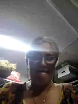 Edged Hot69 online show from December 17, 9:38 pm