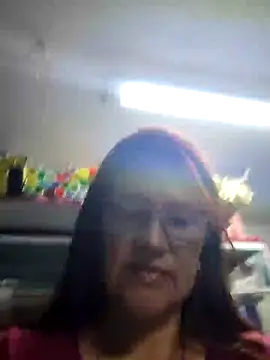 Edged Hot69 online show from January 7, 5:09 pm