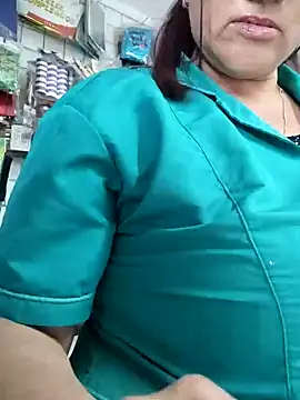 Edged Hot69 online show from February 3, 10:11 pm