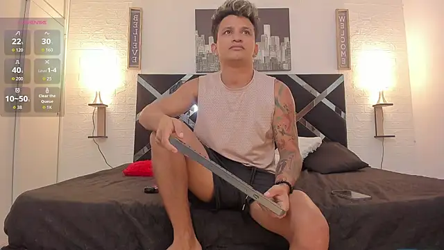 toyboys1 online show from September 23, 4:15 am