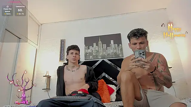 toyboys1 online show from October 16, 4:13 am