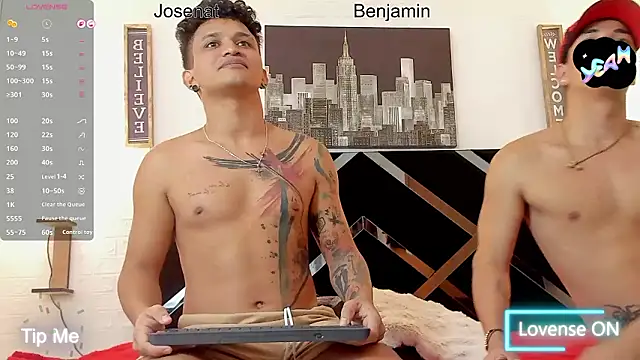 toyboys1 online show from February 13, 4:30 am