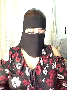 Cat Sharisa online show from November 4, 9:47 pm