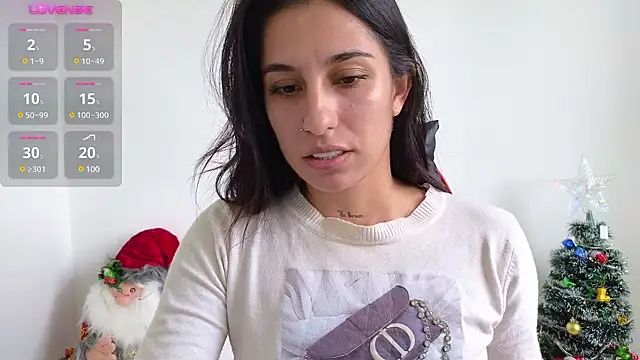 Snapshot of tammyandrade_ chatting on December 6, 2:49 pm tammyandrade  online show from December 6, 2:49 pm