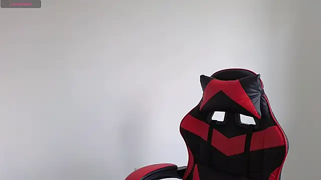 Snapshot of tammyandrade_ chatting on January 18, 2:12 pm tammyandrade  online show from January 18, 2:12 pm