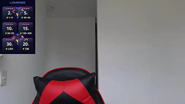 Snapshot of tammyandrade_ chatting on February 13, 2:09 pm tammyandrade  online show from February 13, 2:09 pm