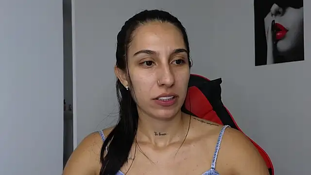 Snapshot of tammyandrade_ chatting on February 26, 10:20 pm tammyandrade  online show from February 26, 10:20 pm