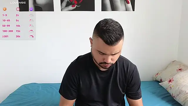 Snapshot of tammyandrade_ chatting on March 14, 12:29 pm tammyandrade  online show from March 14, 12:29 pm