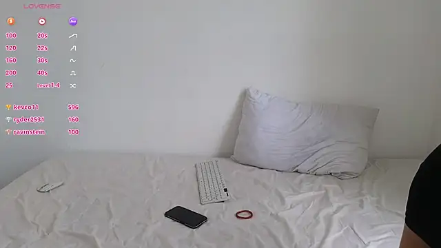 Snapshot of tammyandrade_ chatting on March 21, 7:02 pm tammyandrade  online show from March 21, 7:02 pm