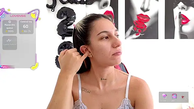 Snapshot of tammyandrade_ chatting on September 22, 1:46 pm tammyandrade  online show from September 22, 1:46 pm