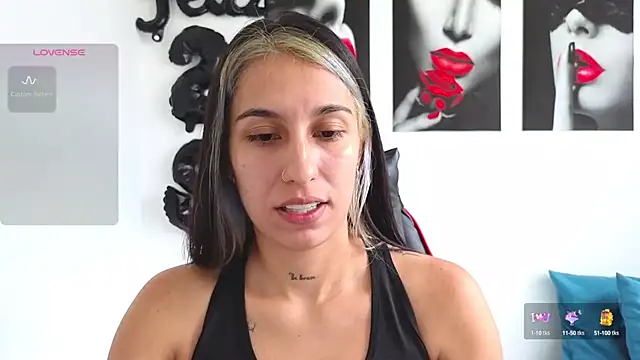 Snapshot of tammyandrade_ chatting on October 3, 3:42 pm tammyandrade  online show from October 3, 3:42 pm