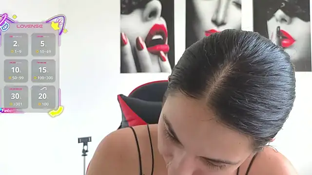 Snapshot of tammyandrade_ chatting on June 2, 8:33 pm tammyandrade online show from June 2, 8:33 pm