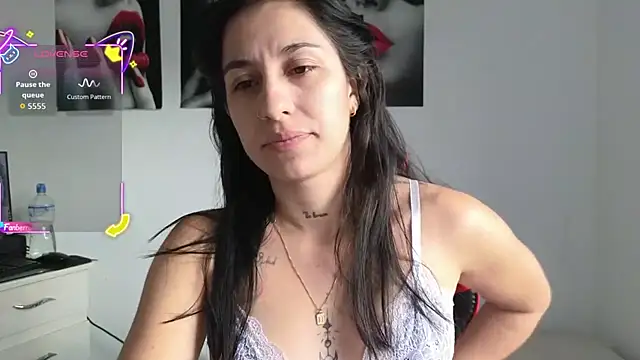Snapshot of tammyandrade_ chatting on June 11, 11:19 am tammyandrade online show from June 11, 11:19 am