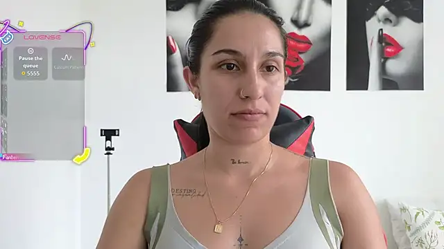 Snapshot of tammyandrade_ chatting on June 30, 4:41 pm tammyandrade online show from June 30, 4:41 pm