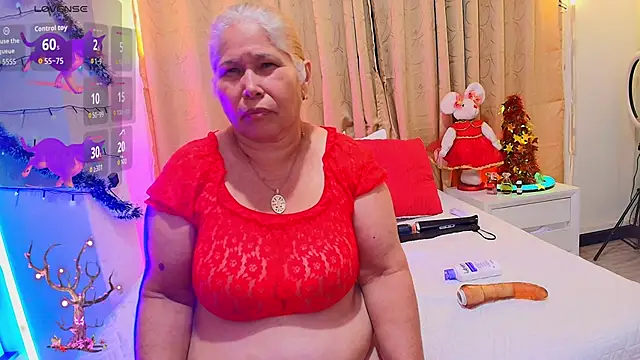 girl amada online show from November 27, 6:26 am