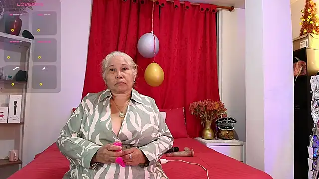 girl amada online show from February 24, 8:18 pm