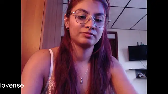 Snapshot of hanna_beili chatting on April 30, 8:57 pm hanna beili online show from April 30, 8:57 pm