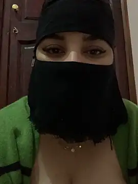 Snapshot of Miss-Soka chatting on January 1, 5:43 am Miss-Soka online show from January 1, 5:43 am