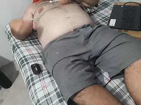 Snapshot of mfreitas005 chatting on February 11, 10:50 pm mfreitas005 online show from February 11, 10:50 pm