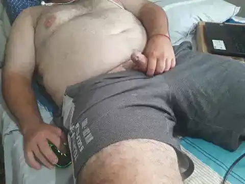 Snapshot of mfreitas005 chatting on February 17, 11:55 am mfreitas005 online show from February 17, 11:55 am