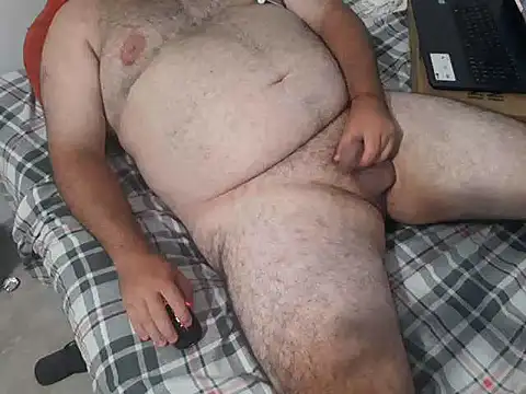 Snapshot of mfreitas005 chatting on February 27, 2:32 am mfreitas005 online show from February 27, 2:32 am