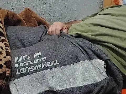 Snapshot of mfreitas005 chatting on November 7, 1:05 am mfreitas005 online show from November 7, 1:05 am