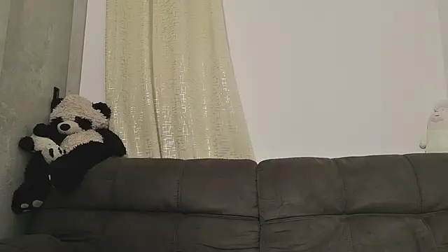 Snapshot of miss_valery2 chatting on June 14, 5:53 am miss valery2 online show from June 14, 5:53 am