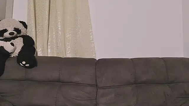 Snapshot of miss_valery2 chatting on July 13, 2:36 am miss valery2 online show from July 13, 2:36 am