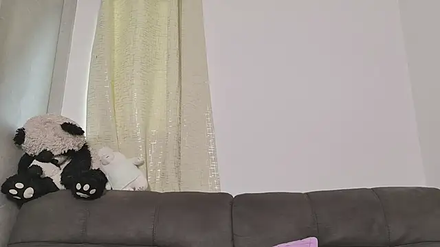 Snapshot of miss_valery2 chatting on July 22, 8:55 pm miss valery2 online show from July 22, 8:55 pm