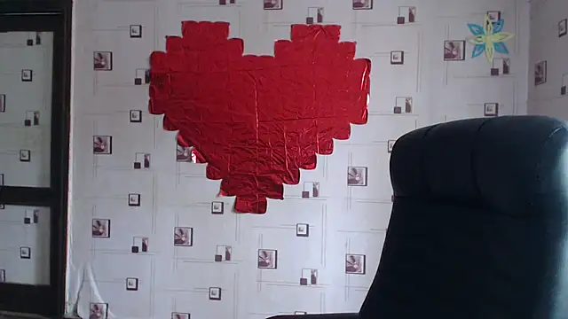 Snapshot of TasyaBigTTs chatting on March 2, 11:50 am TasyaBigTTs online show from March 2, 11:50 am