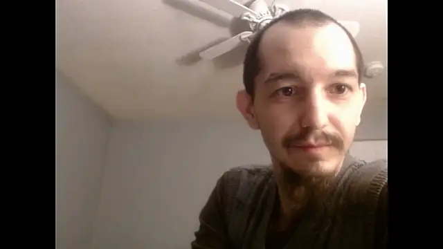 Snapshot of VanceFontaine chatting on November 4, 1:05 am VanceFontaine online show from November 4, 1:05 am