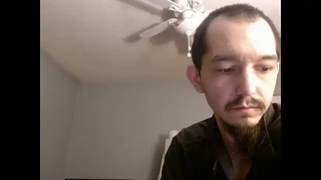 Snapshot of VanceFontaine chatting on November 18, 1:55 am VanceFontaine online show from November 18, 1:55 am