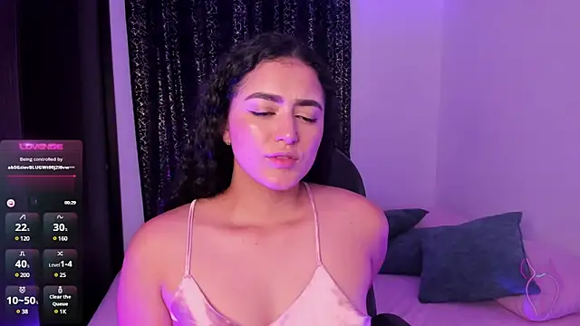 Snapshot of Adhara-zanne chatting on January 23, 2:33 am Adhara-zanne online show from January 23, 2:33 am