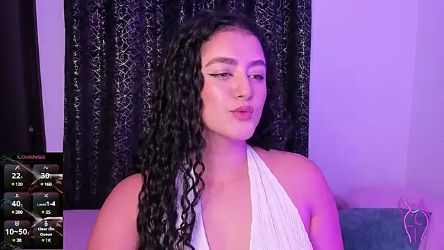 Snapshot of Adhara-zanne chatting on March 13, 3:22 am Adhara-zanne online show from March 13, 3:22 am