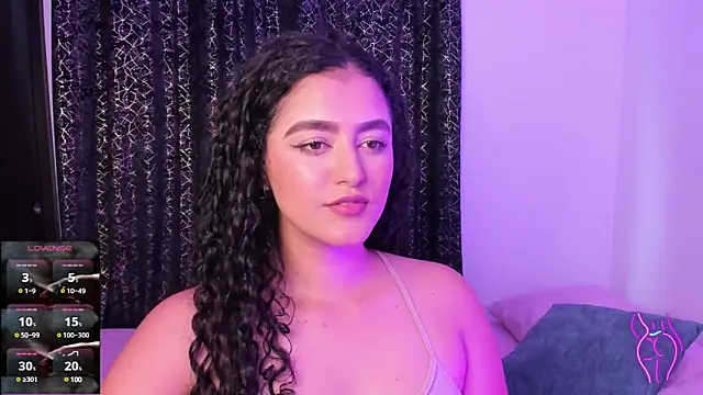 Snapshot of Adhara-zanne chatting on March 13, 5:07 pm Adhara-zanne online show from March 13, 5:07 pm