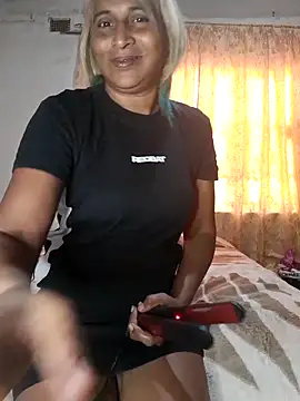 Goodgirlsue 77 online show from April 4, 2:25 pm