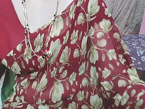 Snapshot of sunitha-3 chatting on September 19, 6:26 am sunitha-3 online show from September 19, 6:26 am